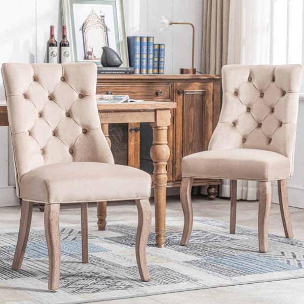 Stole 2-pak – Beige velour med høj ryg og knappolstring – Elegante spisebordsstole med massive træben til spisestue og stue