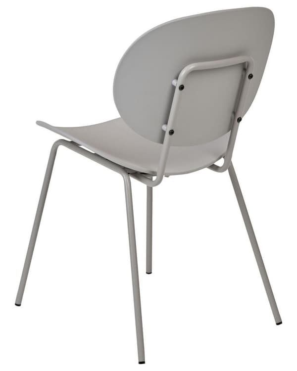 Set med 2 ljusgrå Lumarko matstolar i SHONTO!