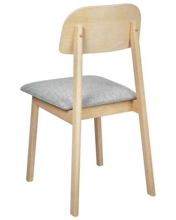 Set med 2 SCANDIA Matstolar Trä Ljusgrå Lumarko!