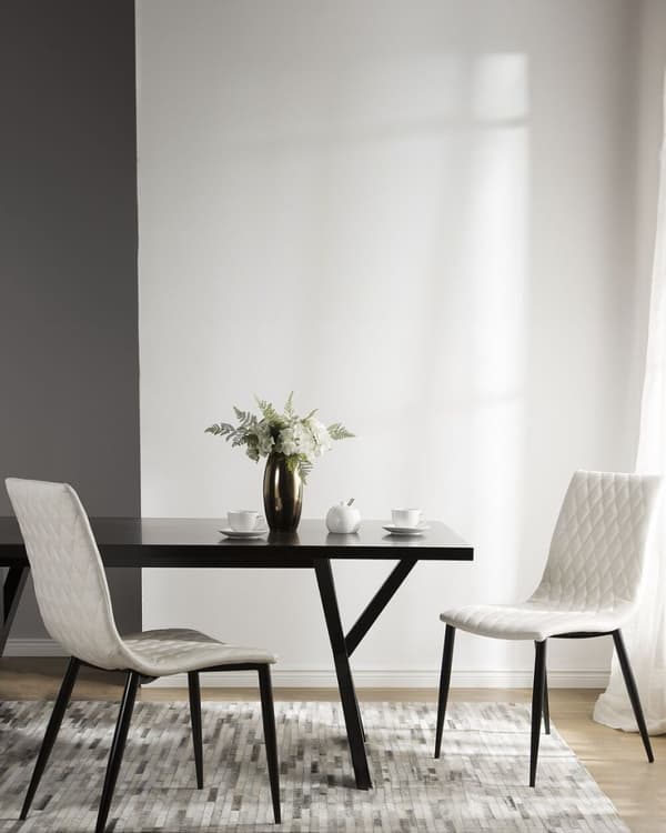Set med 2 MONTANA matstolar Ecoleather Cream Lumarko!