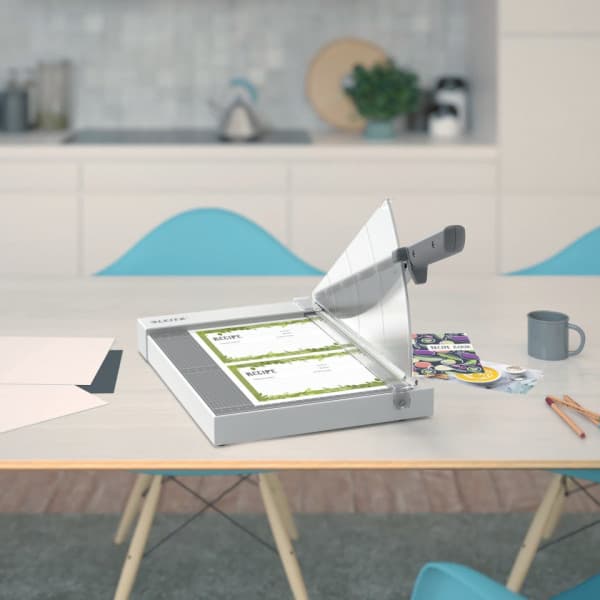 Leitz Precision Home -gilotin, A4