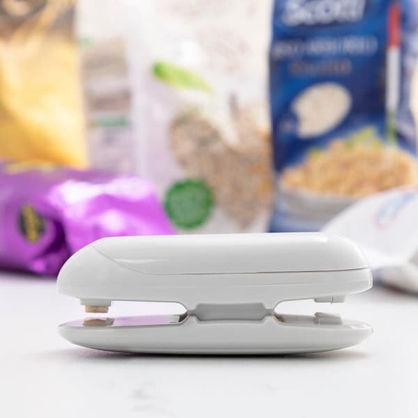 Påsförseglare med skärare och hängare Baseyl InnovaGoods
