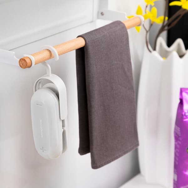 Påsförseglare med skärare och hängare Baseyl InnovaGoods
