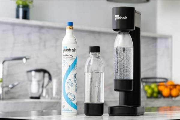 Dafi PushAir vandmætningstank + 2x 0,7 L flaske + CO2-patron sort sæt