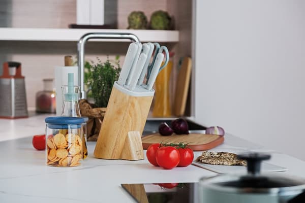 BergHOFF 7-delt Knivblok St - Glints Spirit med Magnetisk Side & Farverige Knive i Rustfrit Stl