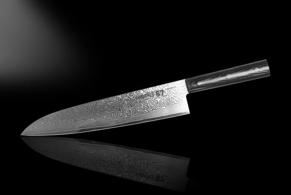 Samura 67-kerroksinen Damaskus Grand Chef's Veitsi - 9,4" (240 mm) Japanilainen Teräs Keittiömestarin Taideteos Tarkkaan Leikkaamiseen ja Kulinaarisee