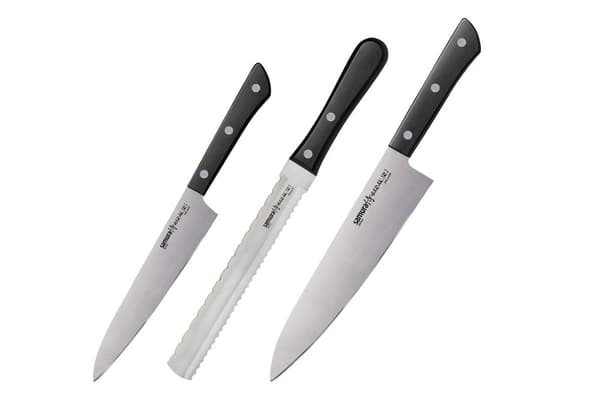 Samura HARAKIRI Premium 3-osainen japanilainen keittiöveitsisetti mustalla kahvalla – apuveitsi ja kaksipuolinen sahaveitsi ammattimaiseen kulinaarise