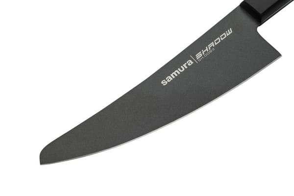 Samura SHADOW 6.5" Pieni Kokin Veitsi - Musta Tarttumaton Pinnoitettu Japanilainen Teräs Keittiöveitsi Tarkkaan Leikkaamiseen ja Kokkaamisen Erinomais