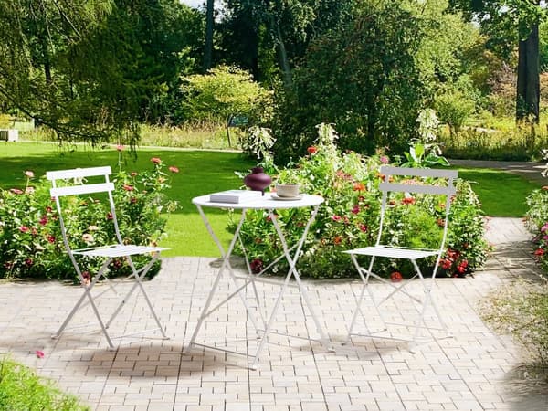 3 Delar Balkongset Vit Stål Hopfällbart Runt Bord och 2 Stolar Utomhus