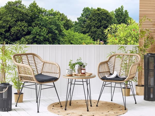 3 dele bistro sæt brun imiteret rattan sort metalben glas bordplade