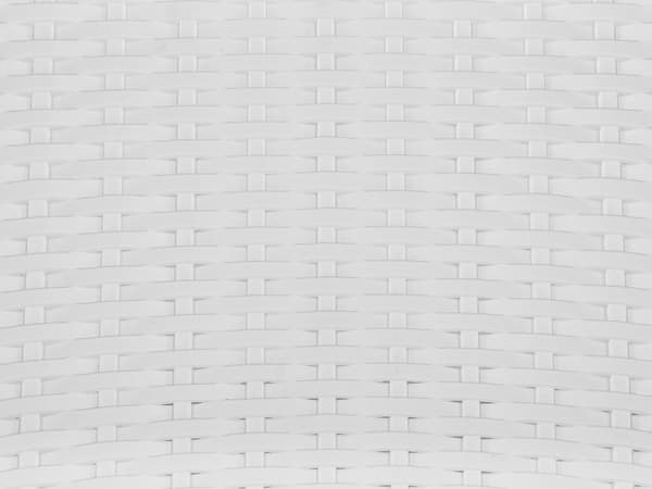 Havemøbelsæt Hvid Plastik 140 x 80 cm 6 Personers Firkantet Spisebord med Hul til Parasol Tilbehør Stabel Stole Flet Vejr Bestandig Terrasse