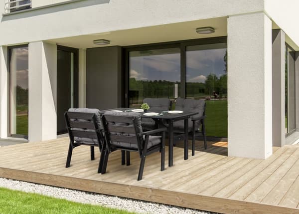 Woodfurniture matgrupp för trädgården, bord + 4 stolar med kuddar
