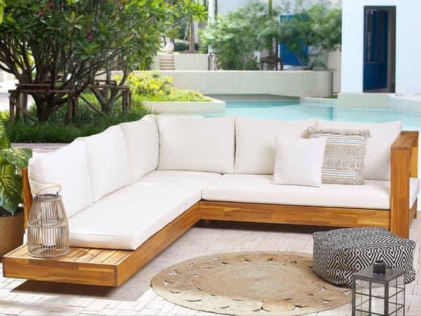 Loungesett Hvit Sertifisert Akasietre 5-seter Modulær L-formet Venstrevendt Hagesofa med sidebord Hvite puter Utemøbler Hage Terrasse