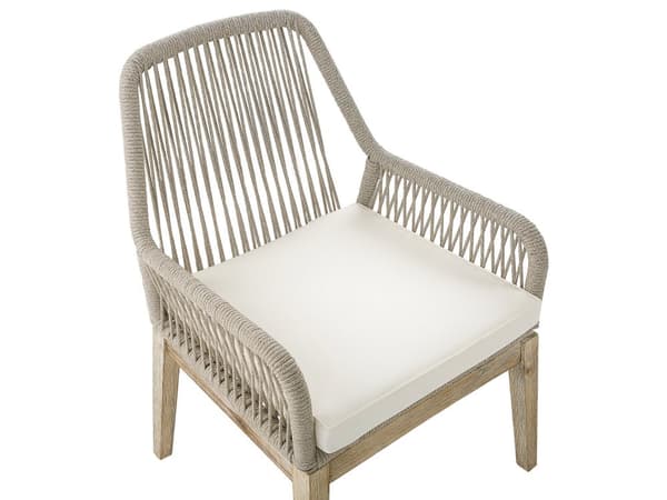 Utendørs spisegruppe Grå Bord i betong 6 flettede stoler Sitteputer Moderne design Hagemøbler
