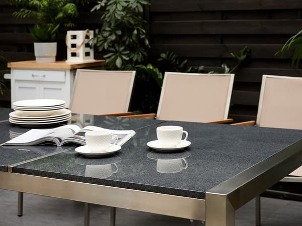 Utendørs spisegruppe Beige 8 stoler 220 x 100 cm Bordplate i svart granitt Trippel plate Hagemøbler Spisestoler Spisebord
