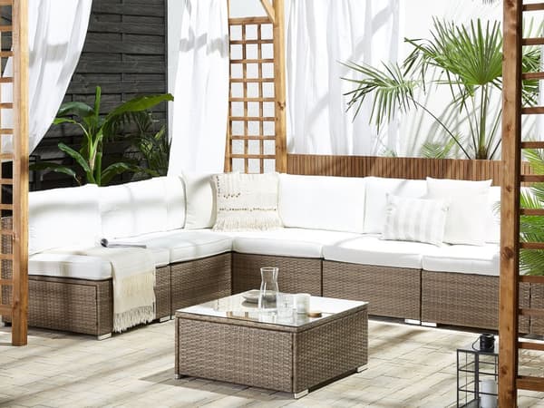 Utendørs loungesett Brun Imitert rotting 6-seters modulsofa Hvite puter Salongbord Moderne design Hagemøbler