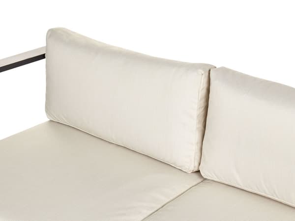5-sits trädgårdssoffa med svart metallram beige kuddar soffbord med spjälor Modern skandinavisk konversationssoffa för utomhusbruk