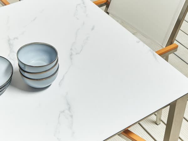 Matgrupp för trädgården Marmoreffekt Vit Bordsskiva Glas Rostfritt Stål Ram Vit 4 Stolar Textilene Modern Utomhusstil