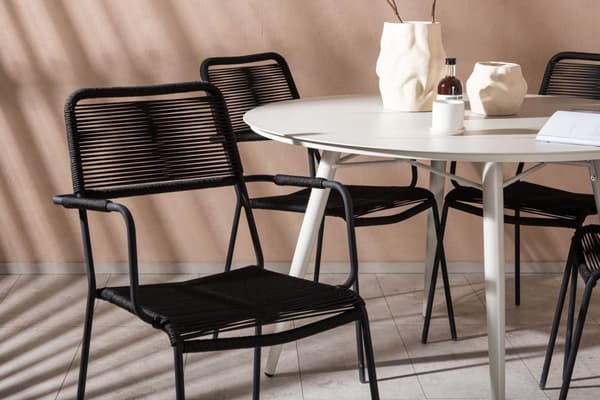 Lina trädgård set bord Ø120cm beige, 4 stolar Lindos svart.