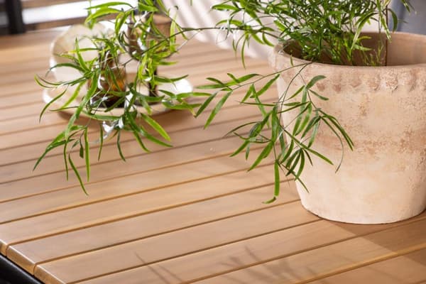 Holmbeck havesæt bord 90x200cm natur, 6 stole Copacabana sort.