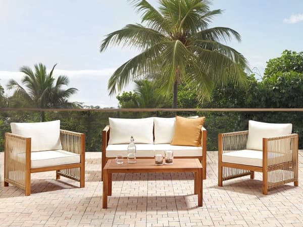 4-seters Hagesofa Lyst Akasie med Beige Syntetisk Tau 2-seters Sofa Lenestoler og Sofabord