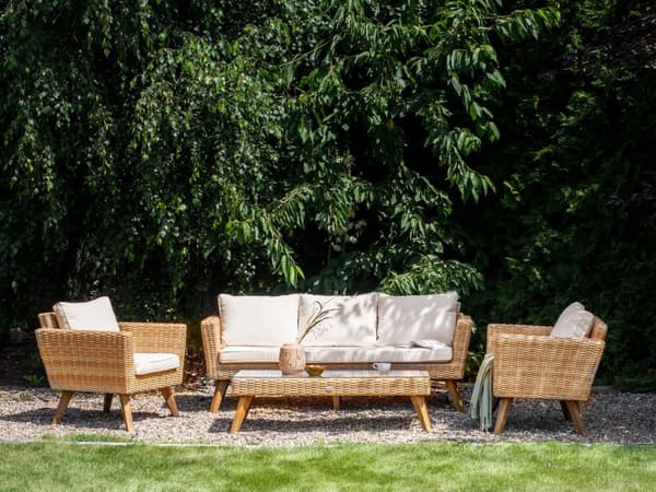 Loungesæt Rattan 5 Personers Udendørs Havesofa med Lænestole Modul Vandtætte Hynder Sofabord til Terrasse Have Indretning