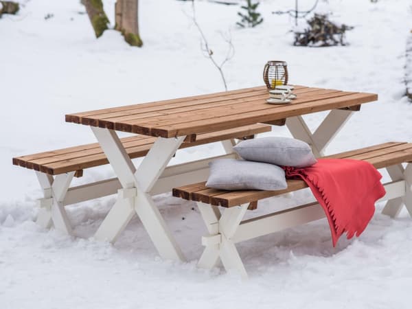 AXI Celine Picknickbord med bænke af træ i brunt og hvidt for max 6 personer | Picknickset for voksne | 177 cm