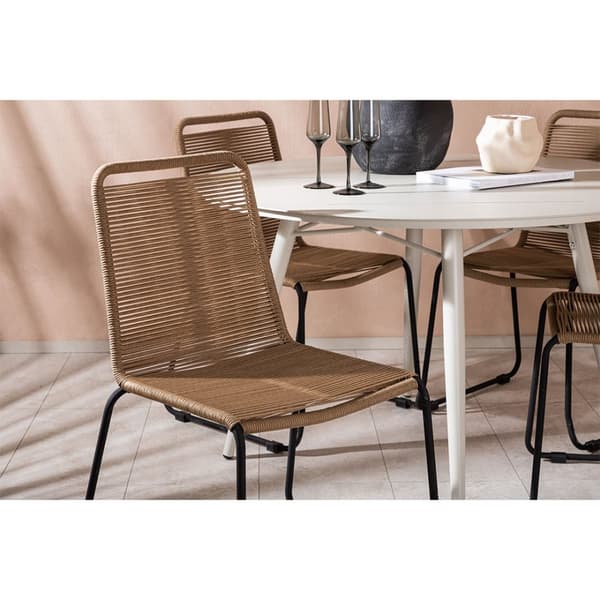 LinaLindos hagesett 1 spisebord, 4 stoler beige.