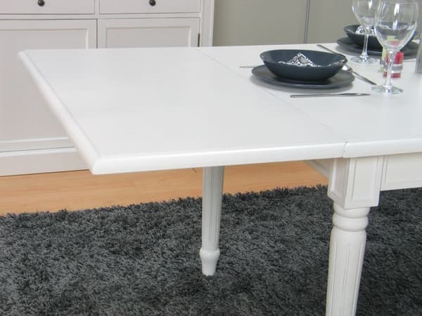Amaretta spisebord 100x180/280 inkl. 2 tillægsplader antik hvid, antik patineret.