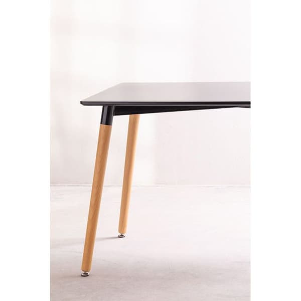 Skandinaviskt matbord - KOSMI - 120x80 Svart - Bokträ - MDF