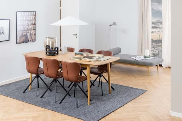 Montreux spisebord 90x180/219cm inkl. tilleggsplater natur.