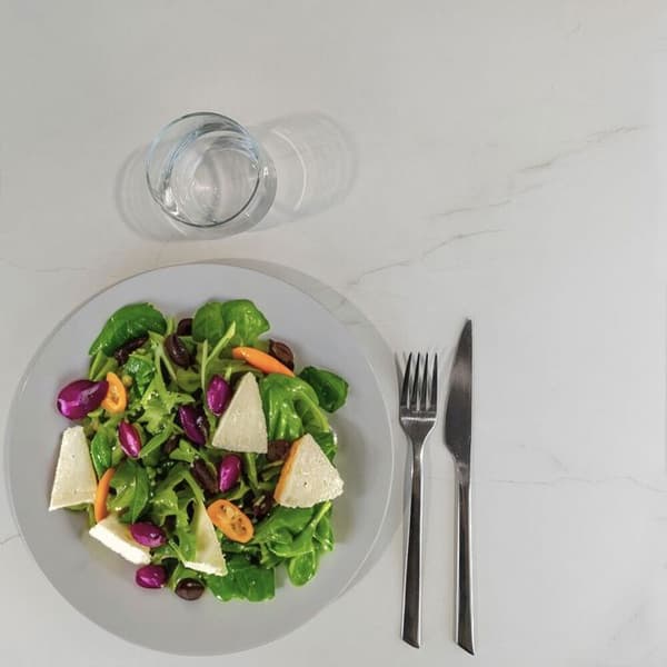 Bord 70 x 70 cm Rome bistro genomskinlig marmor