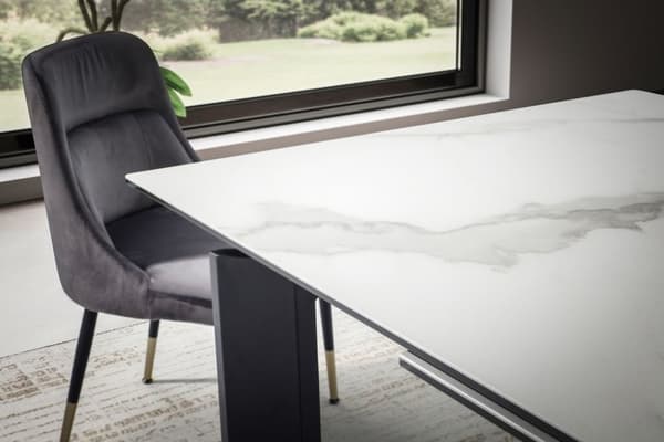 Rootz Modern Stort spisebord - Rektangulært marmorlook - Udtrækkeligt bord - Plads til 10 - 180-240 cm x 95 cm x 77 cm