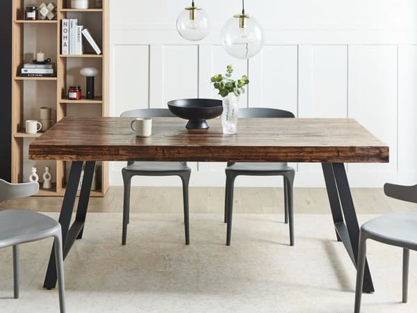 Matbord Mörk Furu MDF 180 x 90 cm Svart Metall Stabila Ben Matsal Vardagsrum Industriell Stil