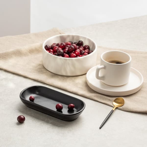 Tallrik | FAMELIO | oval svart | 16 cm | 725470