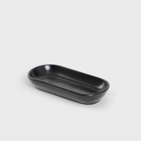 Tallrik | FAMELIO | oval svart | 16 cm | 725470