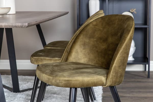 Matgrupp Marina med stolarna Velvet