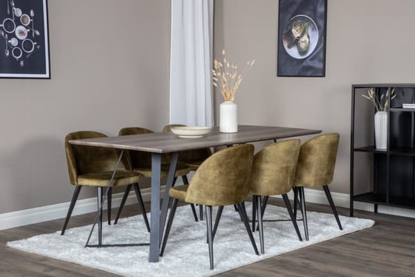Matgrupp Marina med stolarna Velvet