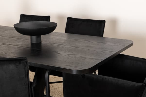 Matgrupp Uno med stolarna Petra
