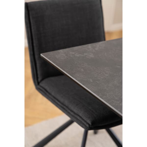 Heaven matbord 80x135cm svart.