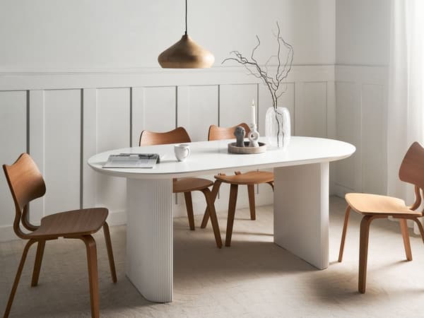 Spisebord hvid MDF bordplade ben 180 x 90 cm oval form moderne rustik stil køkken spisestue