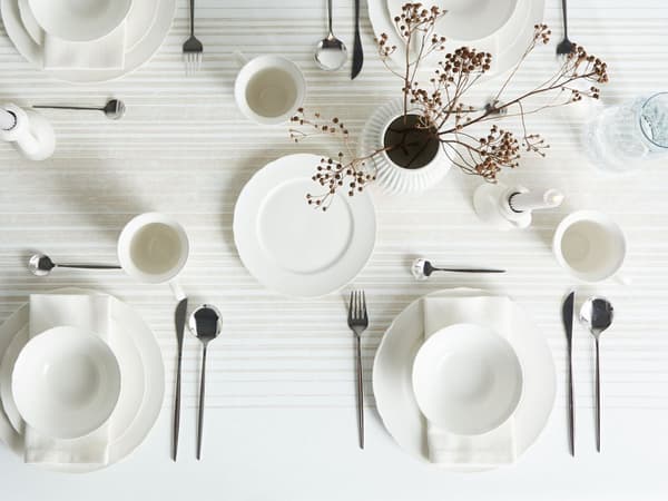 Servisesett Hvit Porselen Kaolin 16 deler 4 personer Blank finish Håndlaget Klassisk design Middagsservise Tallerkener og skåler