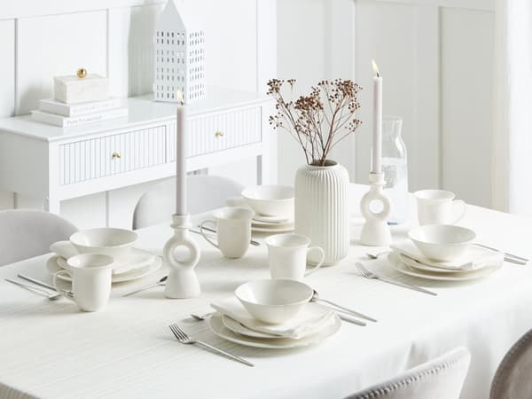 Servisesett Hvit Porselen Kaolin 16 deler 4 personer Blank finish Håndlaget Klassisk design Middagsservise Tallerkener og skåler