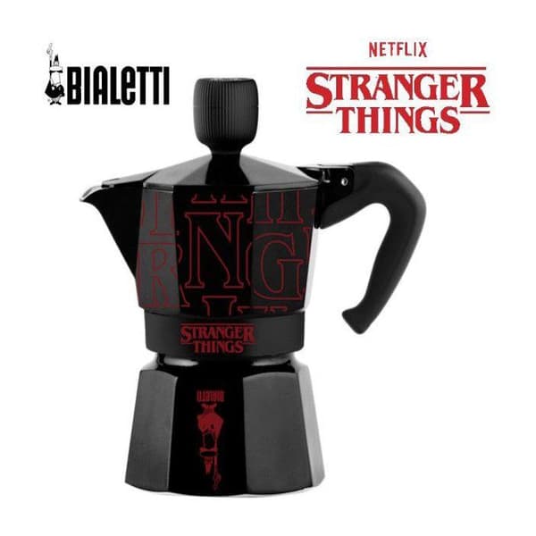 Bialetti Italiensk Kaffebryggare - Moka Express - Stranger Things Collection - 6 Koppar - 270 Ml - Svart / Röd