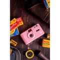 Miniatyrbild 2 av 4: Kameran - KODAK - M35 - Färg Candy Pink - Objektiv 31mm - Inbyggd blixt