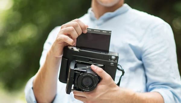 Mint Instant Camera - MINTRF70 - InstantKon RF70 (Fuji Instax Wide Film B108 mm x H86 mm)