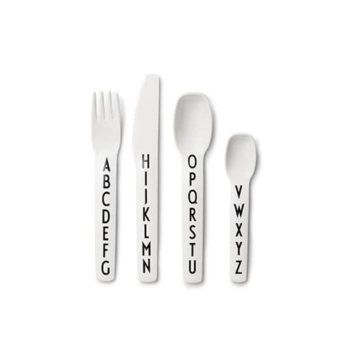 Lasten ruokailuvälineet melamiinista - Design Letters