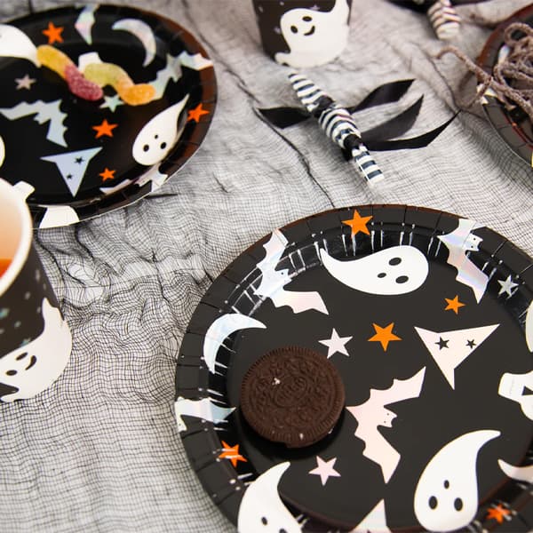 Halloweenspöke Papperstallrik 6-pack
