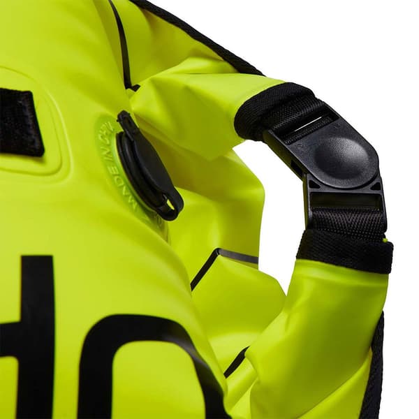 Speedo Hinauskelluke Kuivapussilla Poiju Kuivapussilla Keltainen
