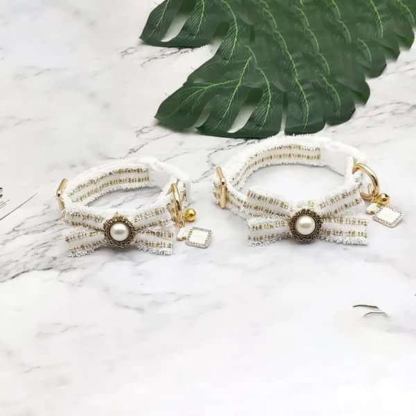Halsband & koppel i spets och pärla lyxig sofistikerad stil